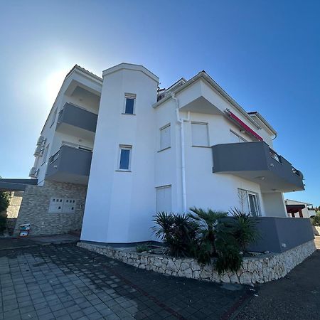Apartment Karlo Novalja Dış mekan fotoğraf